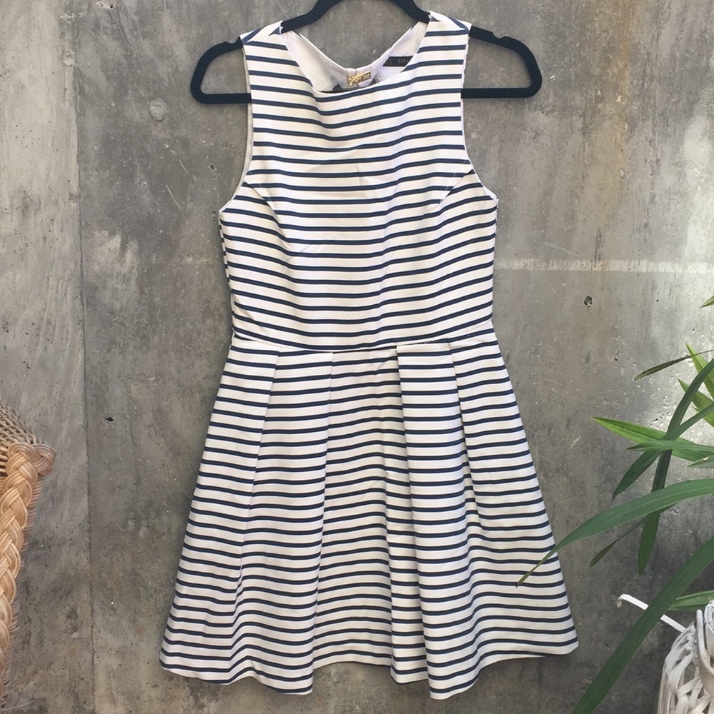 Zara White + blue dress, open back w gold clasp